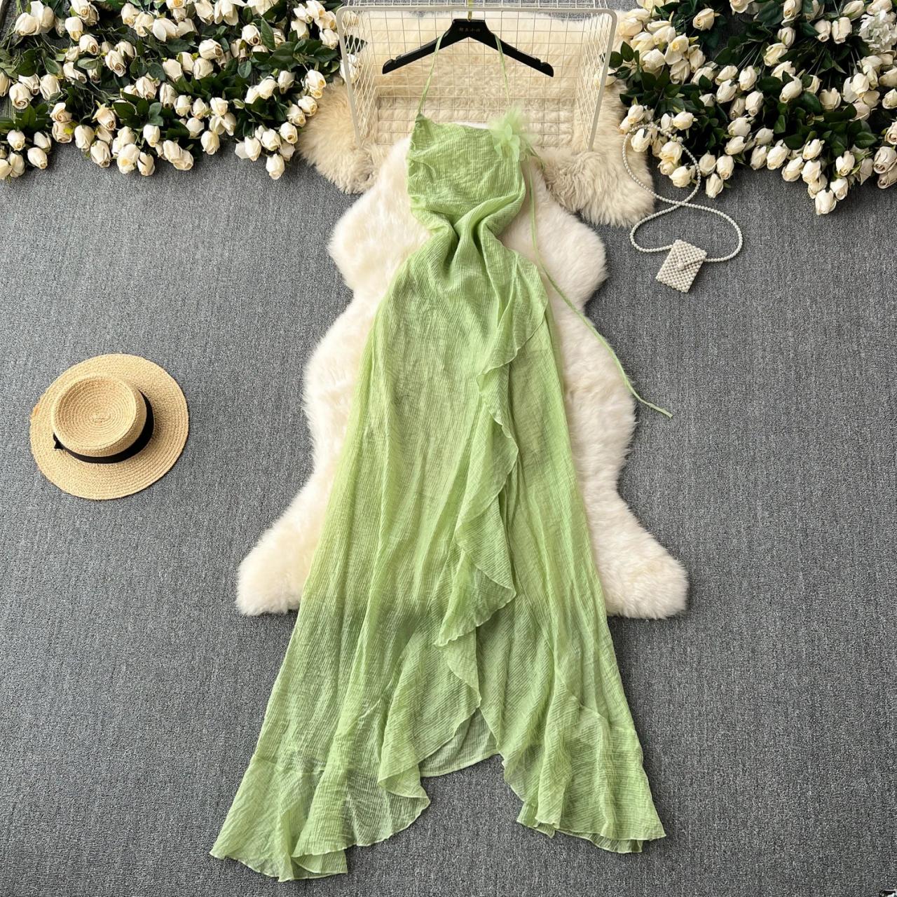 green emerald velvet dress Spaghetti Strap A-Line Tiered Sweetheart Tulle Bridesmaid Dress
